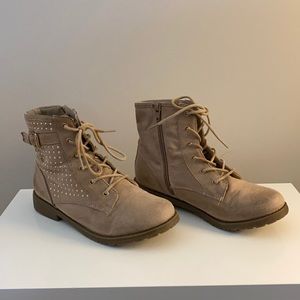 Girls Rose Gold Combat Botos